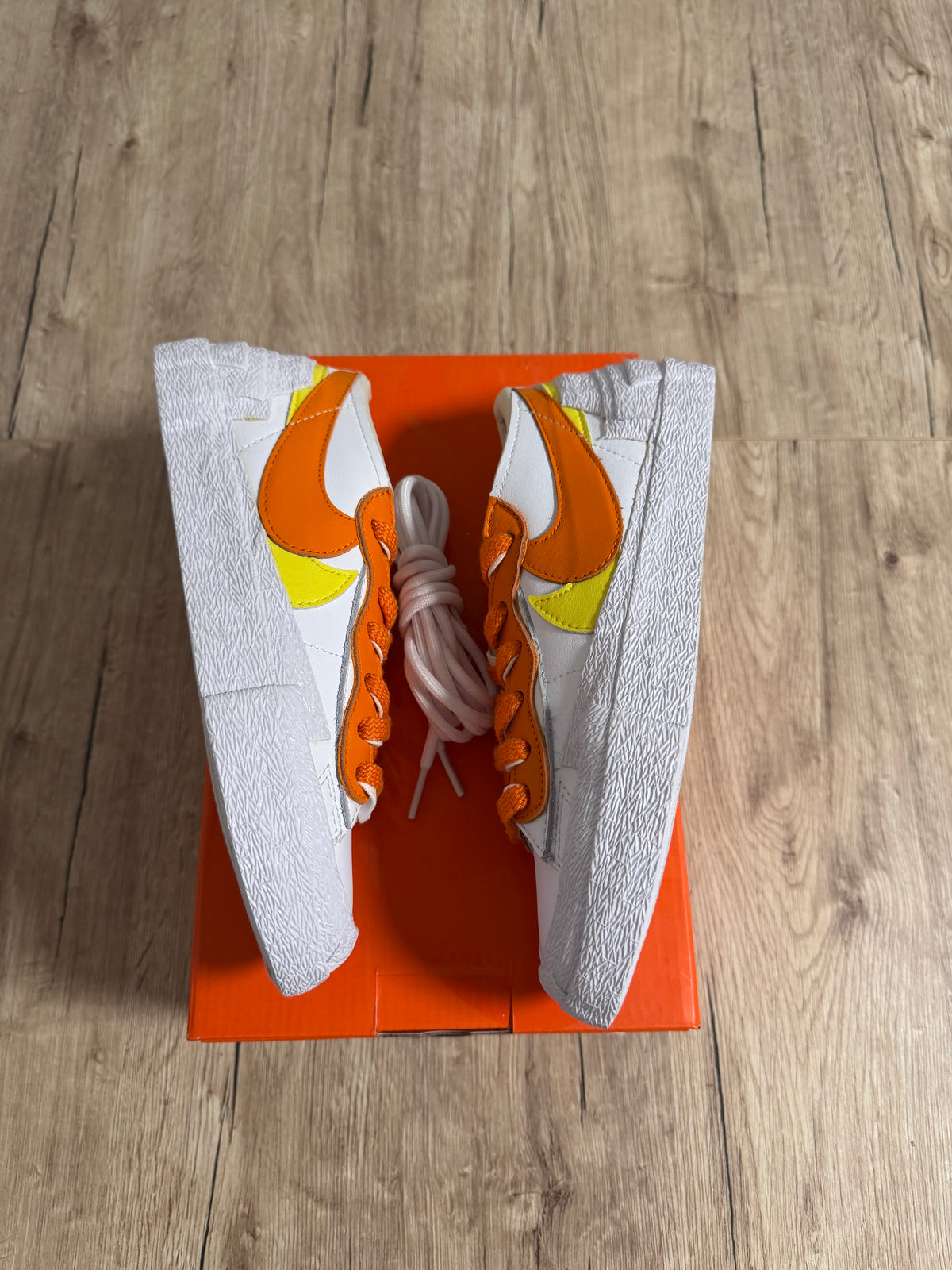 Blazer low Sacai magma orange