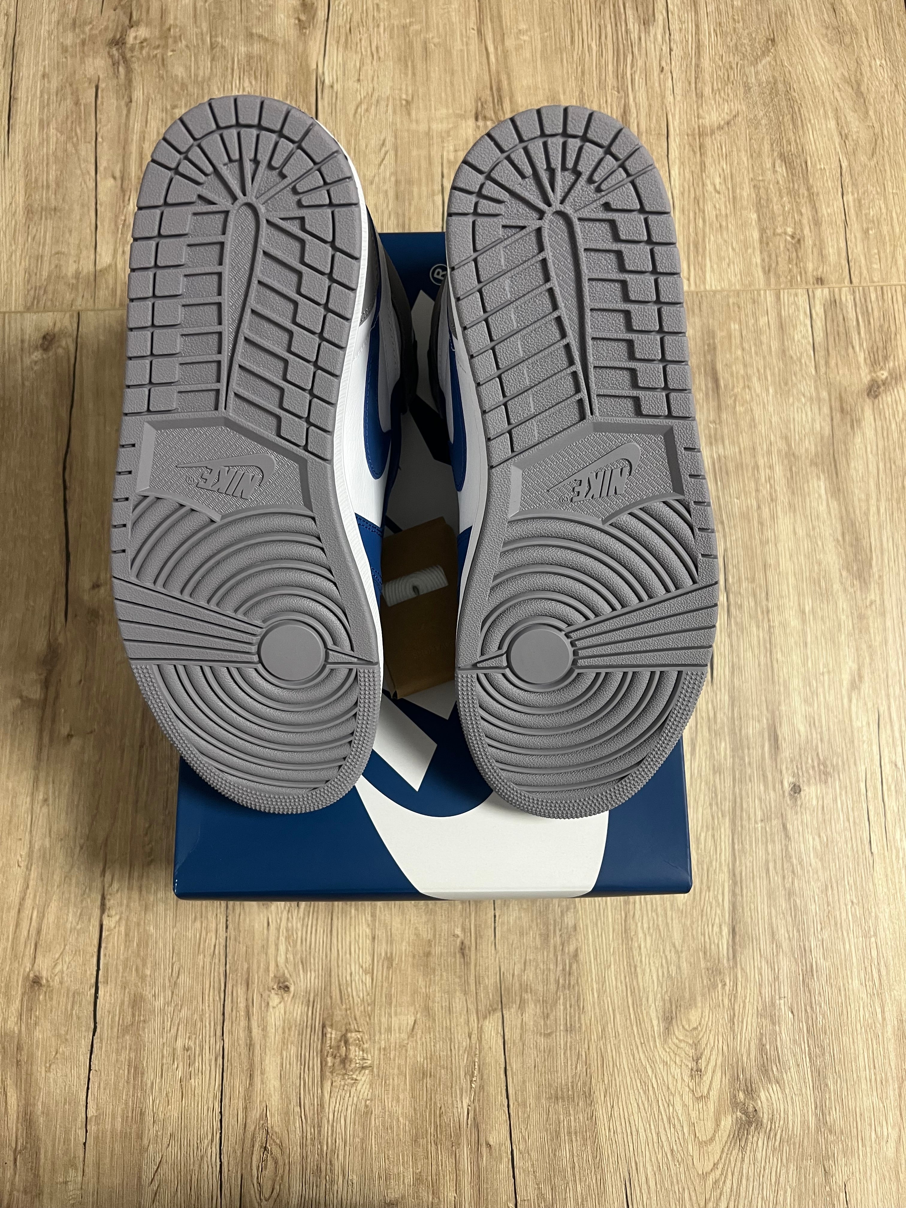 Air Jordan 1 Retro High OG True Blue