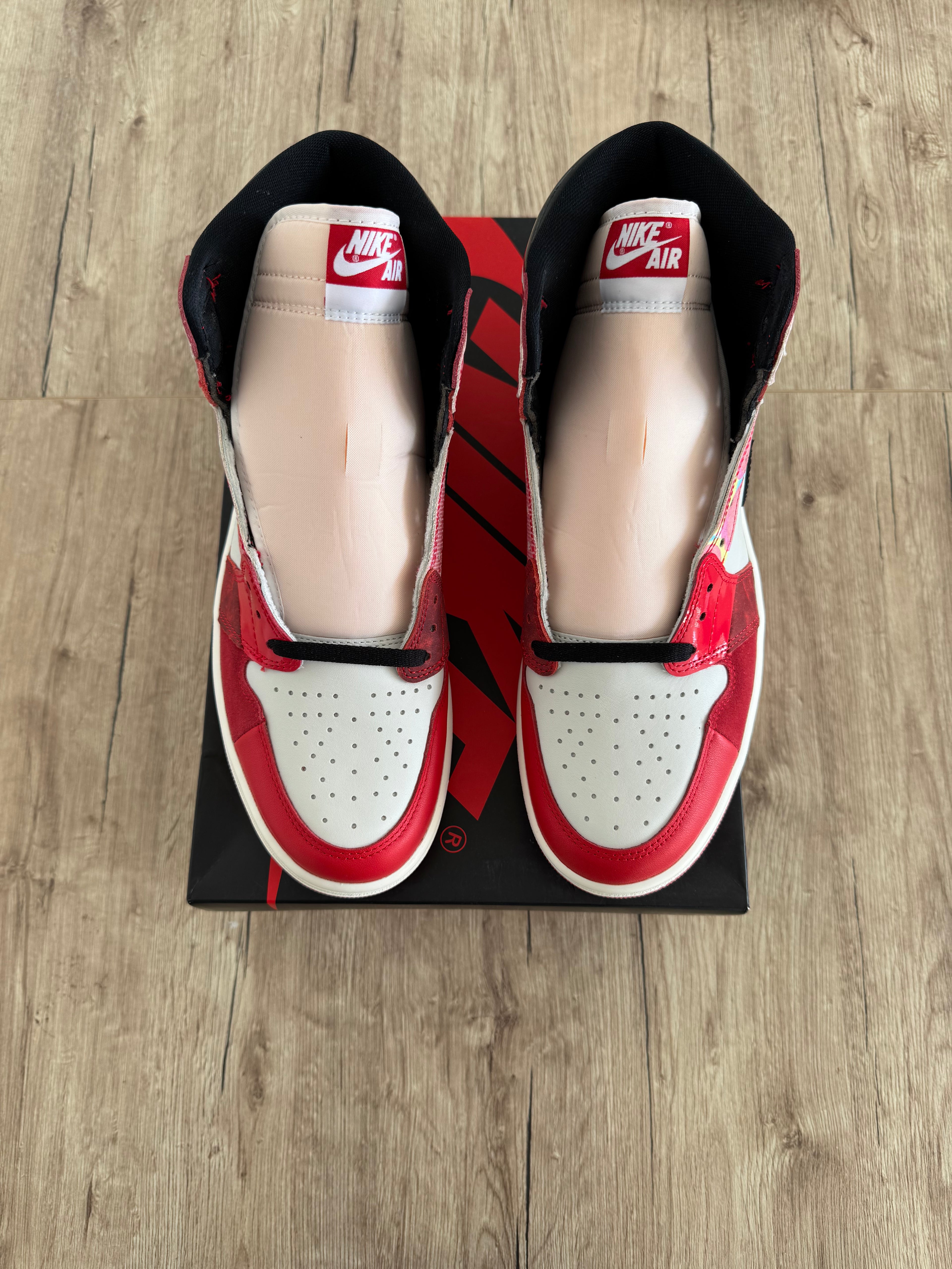 Air Jordan 1 High OG 'Spider-Man Across the Spider-Verse